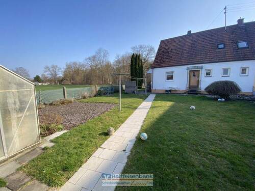 Garten - Haus mit großem Garten in Neuburg an der Donau, Stadtteil Bittenbrunn!