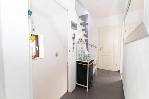 5. Diele mit Blick Gäste-WC, 1 OG - 