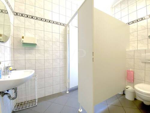 EG Damen Toilette - 