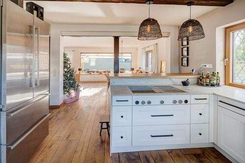 Offene Wohnküche.jpg - 6 Zimmer Doppelhaushälfte in München