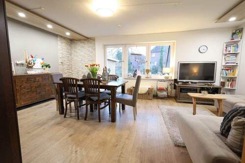 Wohn- und Essbereich - 4 Zimmer Doppelhaushälfte zum Kaufen in Albersdorf