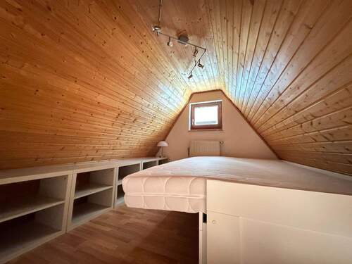 Schlafbereich Kinderzimmer 2 (OG) - 