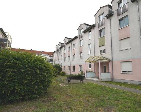 Hausansicht - Etagenwohnung mit 78,90 m&sup2; in Teltow zum Kaufen