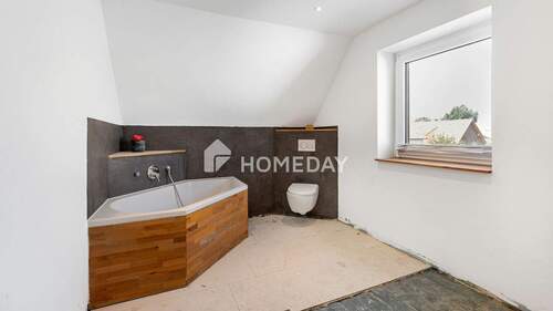 1. OG Badezimmer 1 - 