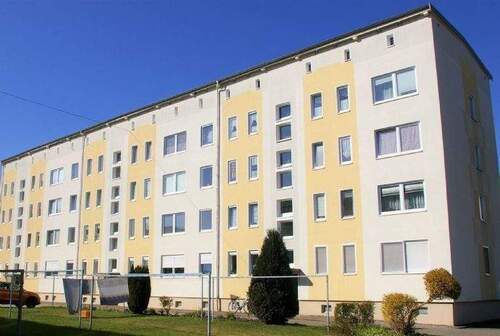 Ansicht - Etagenwohnung mit 56,20 m&sup2; in Kahla zur Miete