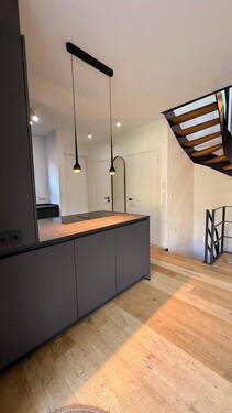 Offene Küche mit Kochinsel - 