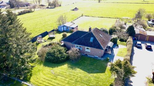 Aussenansicht - Viel Platz zum Leben: Einfamilienhaus mit traumhaftem Grundstück in Sankt Michaelisdonn!