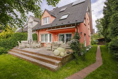 Terrasse - 5 Zimmer Doppelhaushälfte zum Kaufen in Berlin