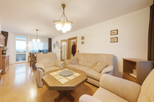 Wohnen / Essen - Wohnglück über den Dächern Ratingens - ETW mit drei Zimmern und Tiefgaragenstellplatz!