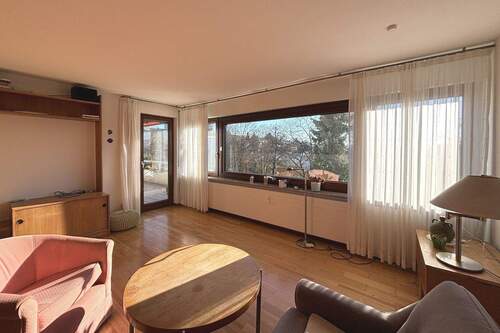 Wohnen / Ausgang Balkon - Etagenwohnung mit 107,80 m&sup2; in Waiblingen zum Kaufen