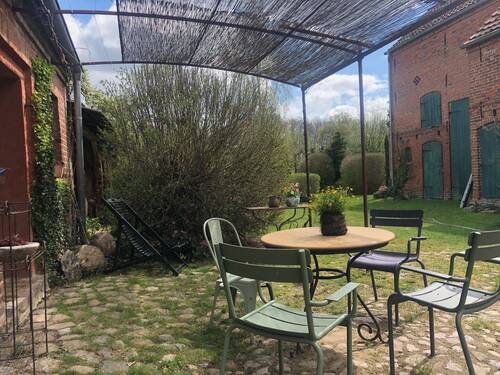 Terrasse Gartenhaus.JPG - 