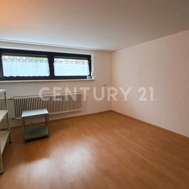 Zimmer im Souterrain Bereich - 