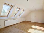 Ausgebautes Dachgeschoss mit Südfenstern - 