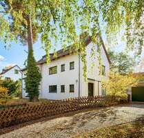 Klassisches Westender Einfamilienhaus mit großem Garten, Wintergarten und Garage - Berlin