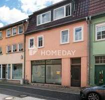 Zwei Häuser - eine Investition mit Potenzial: Wohn- und Geschäftsanwesen mit Charme und Gartenidylle - Stadtilm