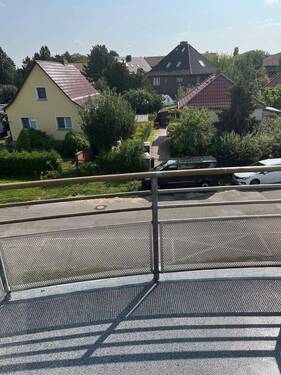 Balkon - am Wohnzimmer.jpg - Etagenwohnung mit 78,00 m&sup2; in Berlin zum Kaufen