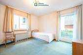 Schlafzimmer (EG) - 
