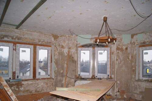 Innen entkernt - 2 Zimmer Mehrfamilienhaus, Wohnhaus zum Kaufen in Hainichen