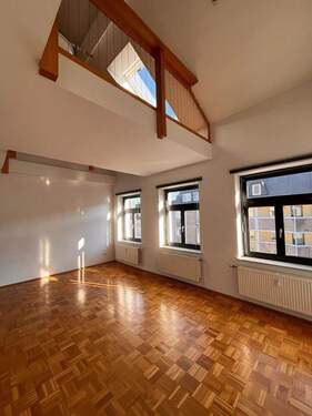 Wohnbereich - Traumhafte Maisonettewohnung mit Atmosphäre in einem denkmalgeschützen Haus - Nähe Luisenhospital in Aachen-City