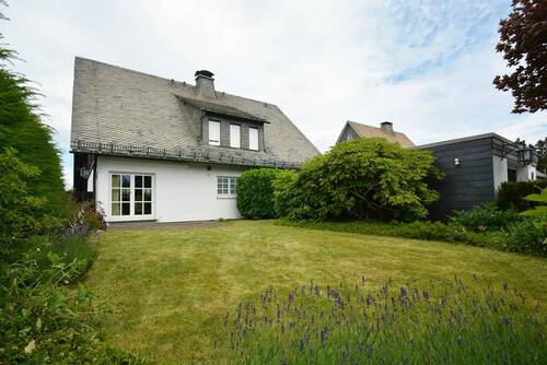Altastenberg_Vorgarten - 