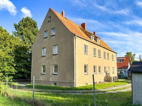 Ansicht von West - 1 Zimmer Mehrfamilienhaus, Wohnhaus zum Kaufen in Leutersdorf