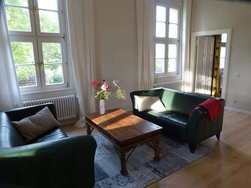 Wohnzimmer - 4 Zimmer Etagenwohnung zum Kaufen in Angermünde OT Altkünkendorf