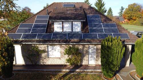 Hausansicht_vorne - 7 Zimmer Einfamilienhaus zum Kaufen in Sottrum