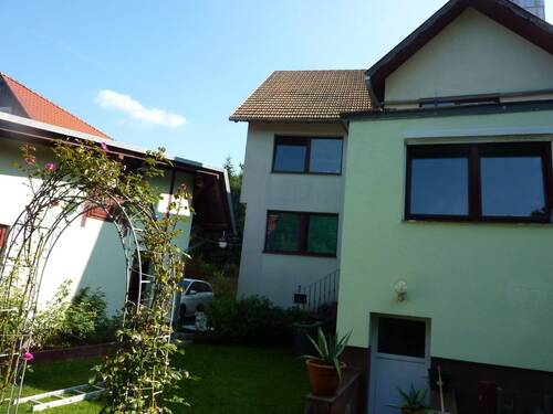 Anbau des Hauses - 8 Zimmer Mehrfamilienhaus, Wohnhaus in Geratal