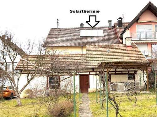 Ansicht vom Garten - Solartermie Dach - 8 Zimmer Einfamilienhaus in Hilzingen