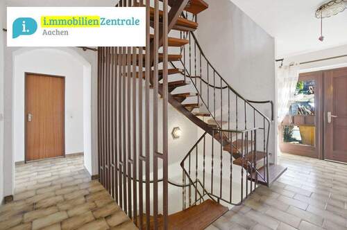 Diele - Einfamilienhaus mit 169,00 m&sup2; in Langerwehe-Heistern zum Kaufen