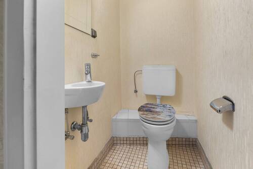 Gäste-WC 1.OG - 