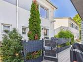 Außenansicht Haus - 4 Zimmer Reihenendhaus zum Kaufen in Mainz