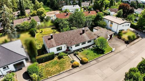 Außenansicht Bestandsgebäude - Maichingen: Premiumgrundstück mit Altbestand