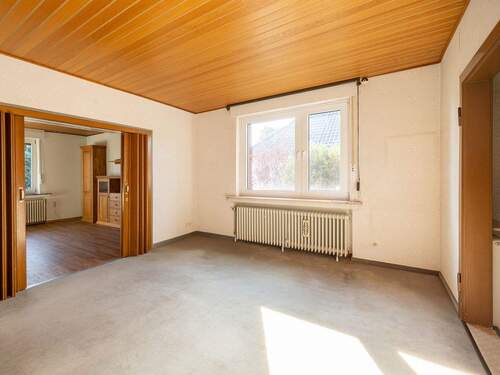 Wohn- und Esszimmer (EG) - 