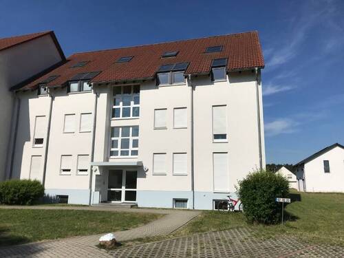 Vorderansicht - Etagenwohnung mit 86,50 m&sup2; in Königsbrück zum Kaufen