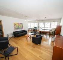 Modern und elegant gehaltene Eigentumswohnung mit Aufzug im Herzen von Püttlingen