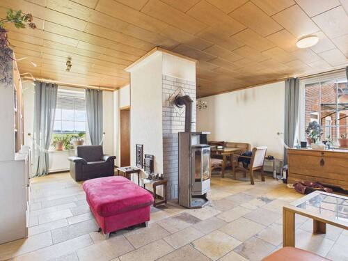Wohnzimmer - Einfamilienhaus mit 250,00 m&sup2; in Uelzen zum Kaufen
