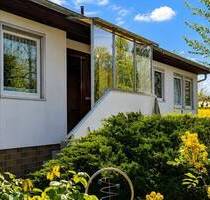 Einfamilienhaus in Berlin-Lichtenrade mit Vollkeller, Garage, 5 Zimmer| 596 m² Grundstück |Kamin & Garten!
