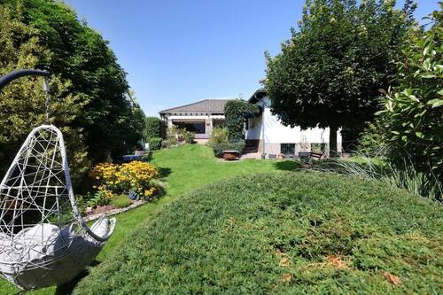 BUNGALOW IN MESSEL - PARADIESGARTEN - 695.000,00 EUR Kaufpreis, ca.  137,70 m² Wohnfläche