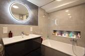 WANNENBAD IM UG - 