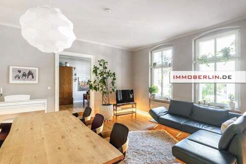 1.jpg - 5 Zimmer Etagenwohnung zum Kaufen in Berlin