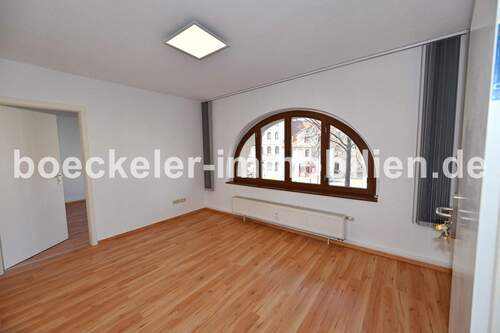 Bild 2 - 2 Zimmer Büro zur Miete in Naumburg