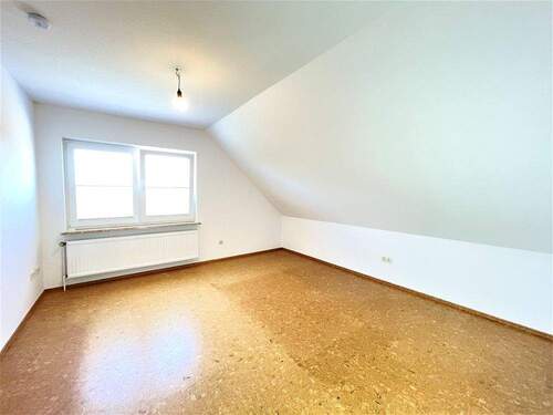 Schlafzimmer DG - 