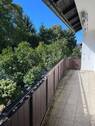 Balkon mit Ausblick - Helle großzügig geschnittene 6-Zimmer-Wohnung über 2 Etagen mit Balkon und Gartenanteil