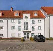 Charmante Zweizimmer-Dachgeschosswohnung mit Balkon und 2 Stellplätzen - Langenselbold