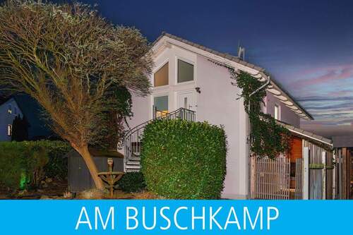 Hausansicht - 5 Zimmer Einfamilienhaus zum Kaufen in Spenge