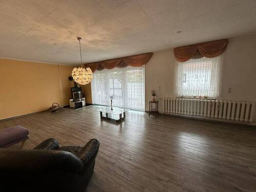 Wohnzimmer mit Terrassenzugang - 