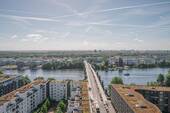Aussicht vom obersten Stockwerk - 3 Zimmer Etagenwohnung zum Kaufen in Berlin