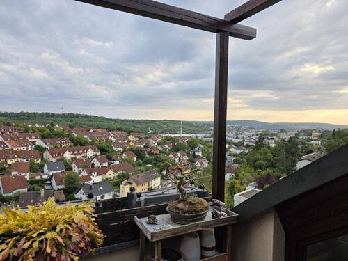 Bild 2 - 4 Zimmer Etagenwohnung zur Miete in Würzburg