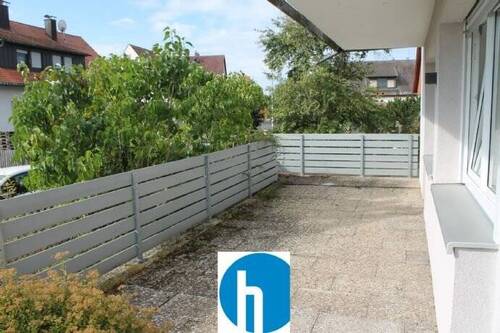 großer Balkon...... - Genießen Sie den Frühling auf Ihrem großen Sonnenbalkon